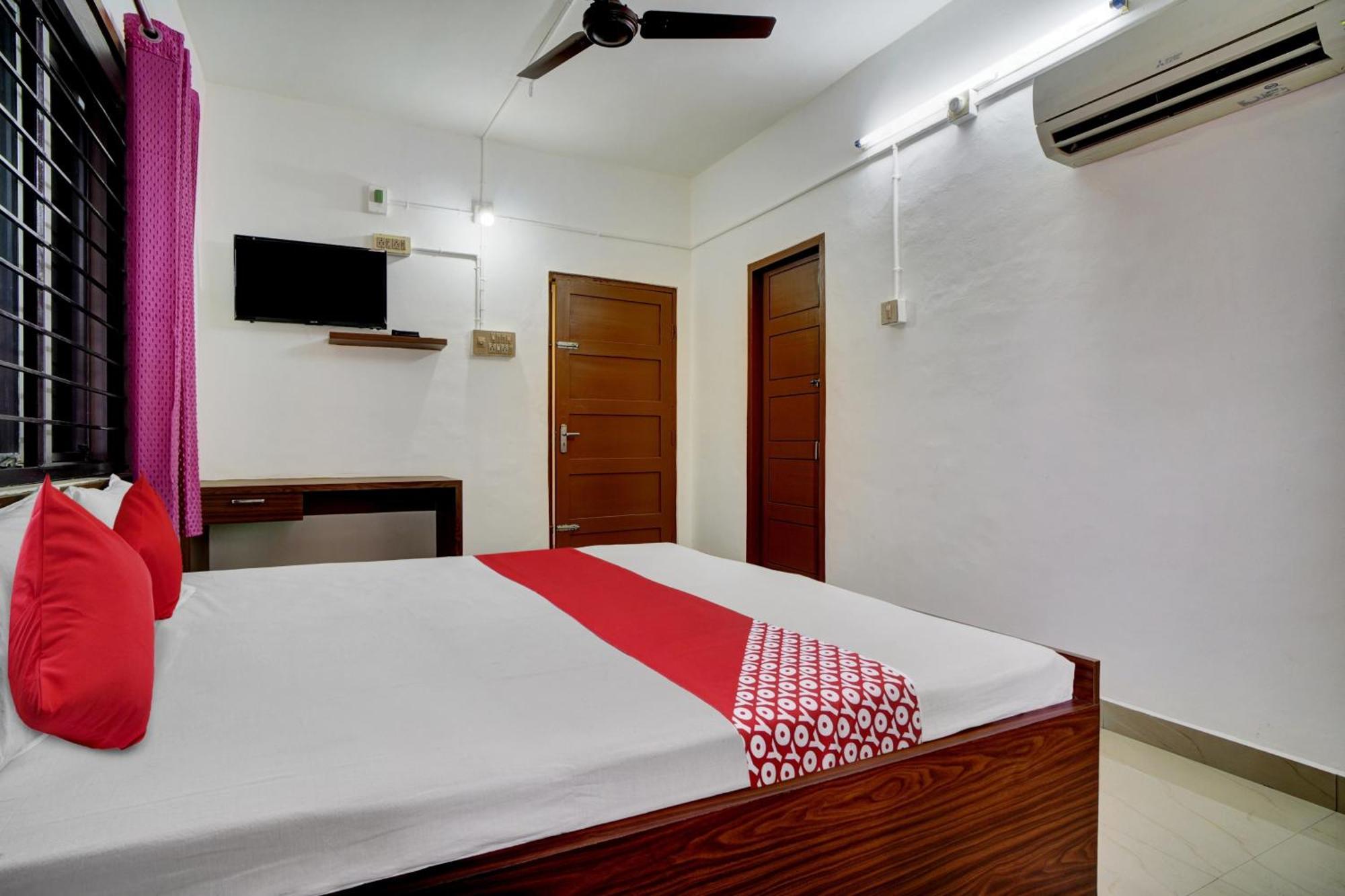 Hotel O Chiyang Hotel Angamaly Extérieur photo
